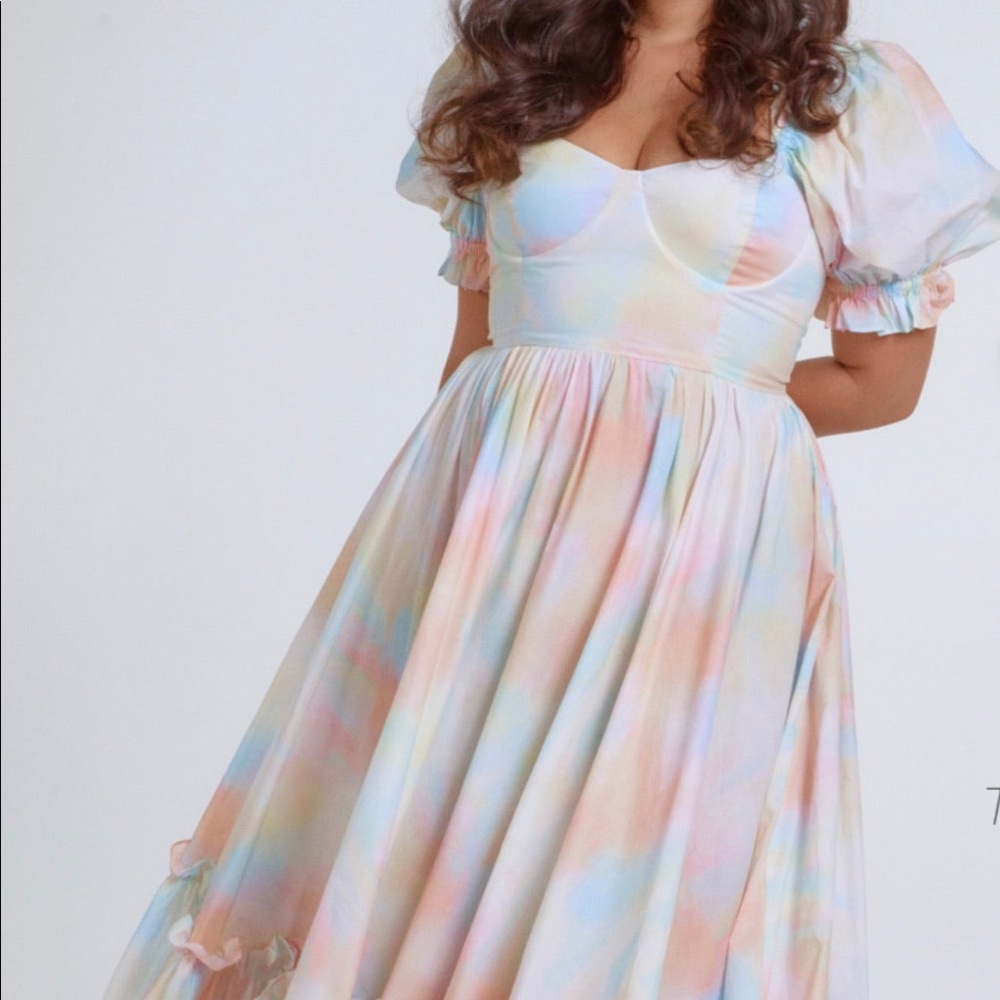 Selkie Chalk Ritz Gown
